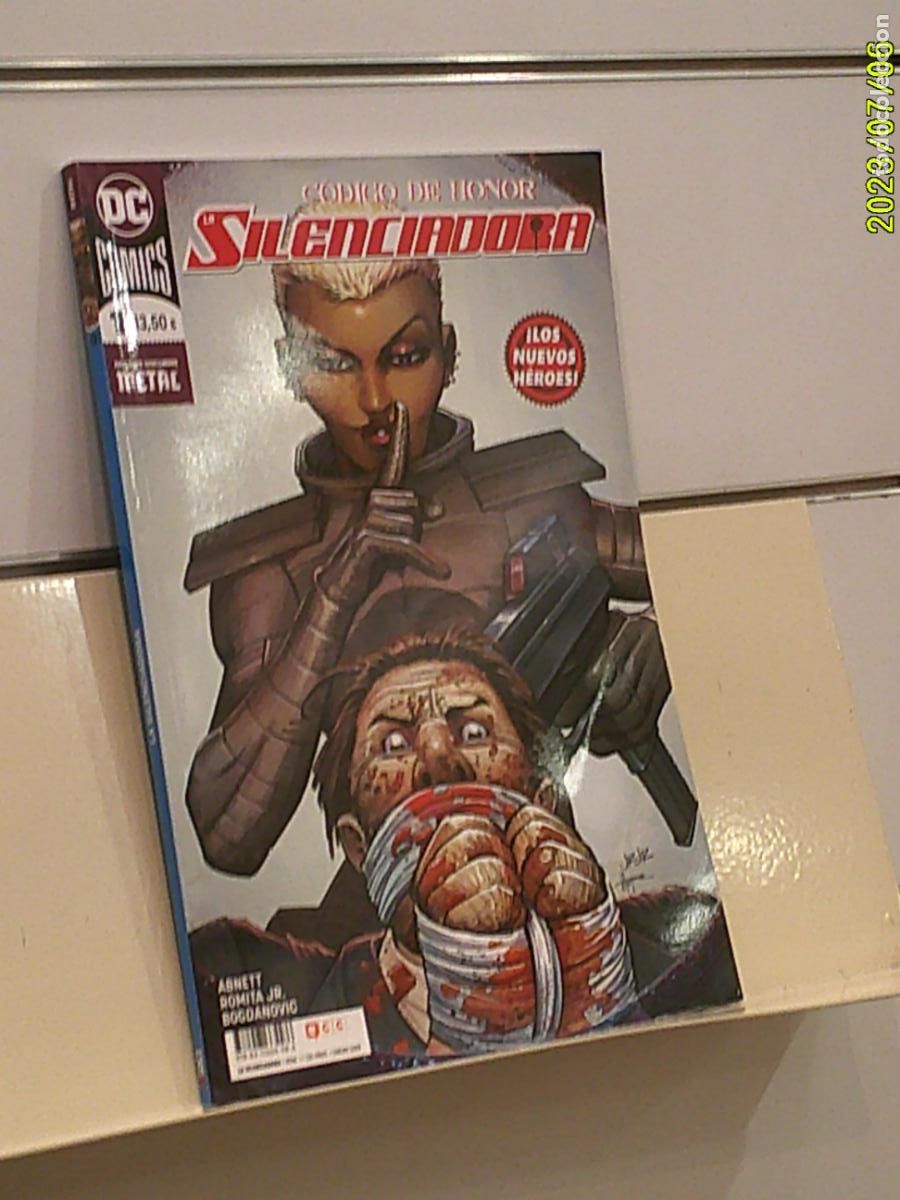 C&oacute;mics: LA SILENCIADORA N&ordm; 1 CODIGO DE HONOR ENERO 2019 DC- ECC OFERTA