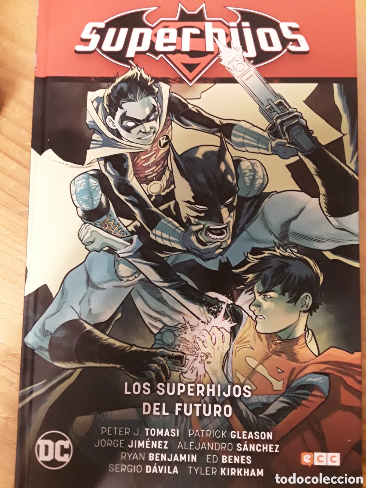 C&oacute;mics: Superhijos. Los Superhijos del futuro - Ecc ediciones