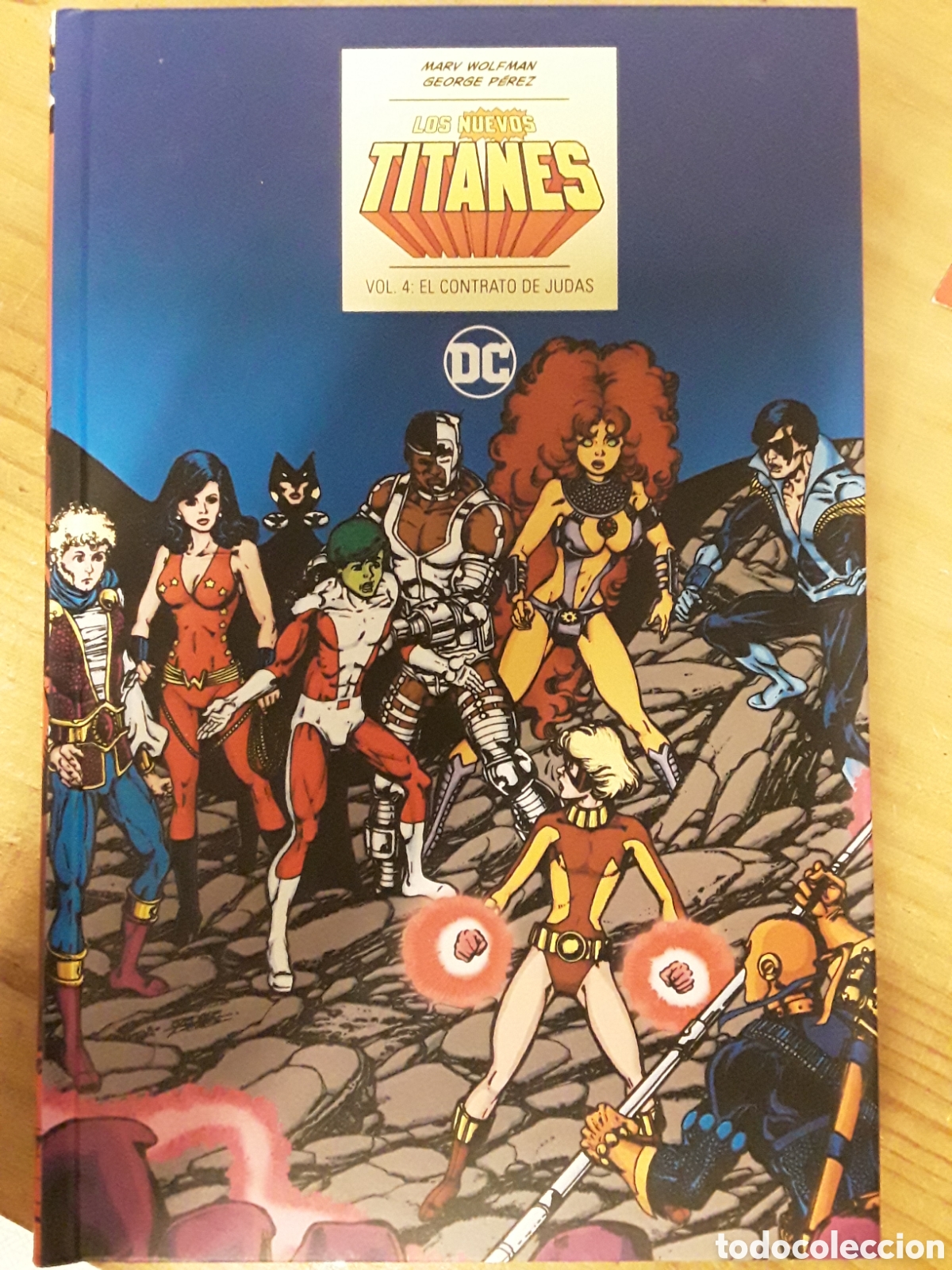 C&oacute;mics: Los Nuevos Titanes 4: El contrato de Judas - Wolfman, P&eacute;rez - ECC