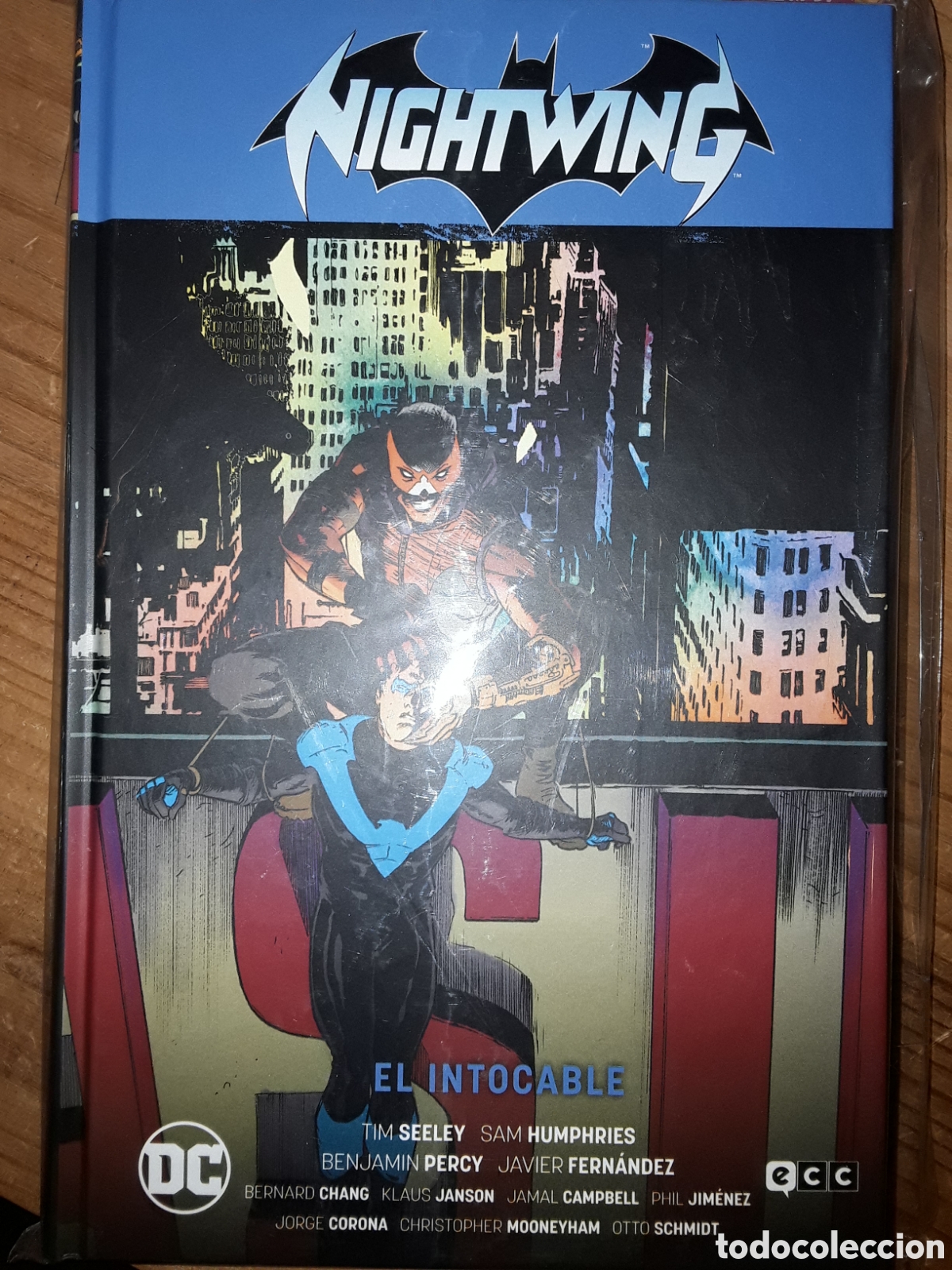 C&oacute;mics: Nightwing Vol. 2: El Intocable (renacimiento Parte 2) - ECC