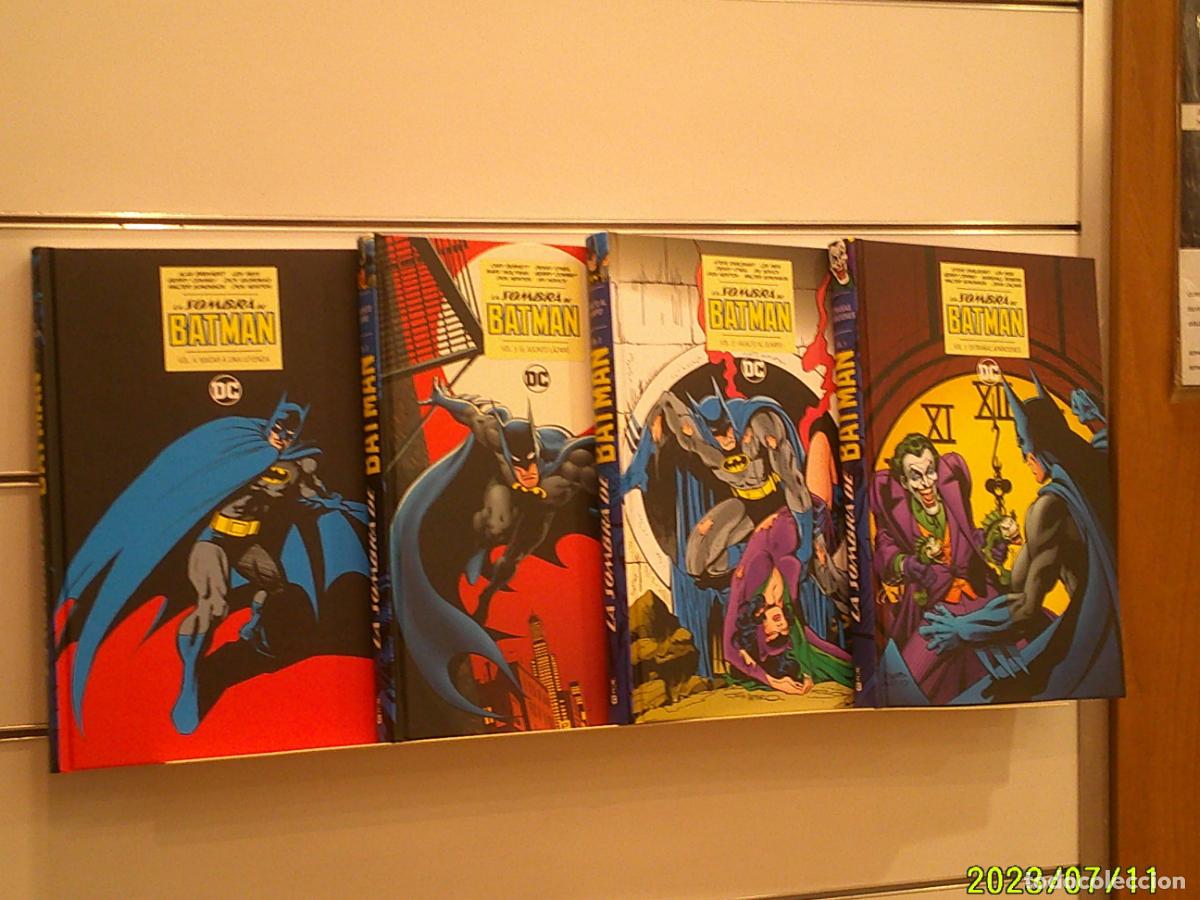 C&oacute;mics: LA SOMBRA DE BATMAN COMPLETA 4 TOMOS DC - ECC OFERTA (ANTES 178&euro;) - Foto 1
