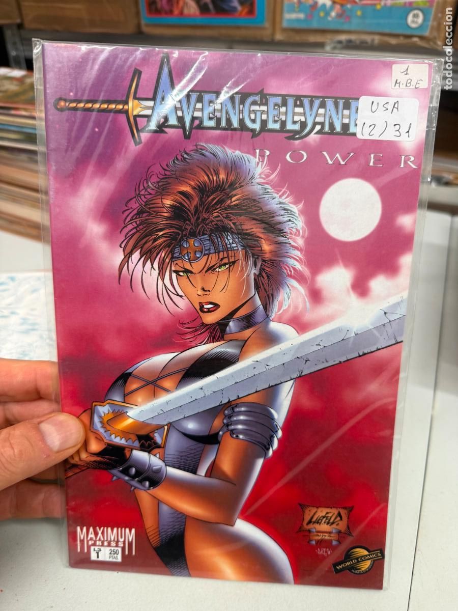 C&oacute;mics: AVENGELYNE NUMERO 1 BUEN ESTADO - Foto 1