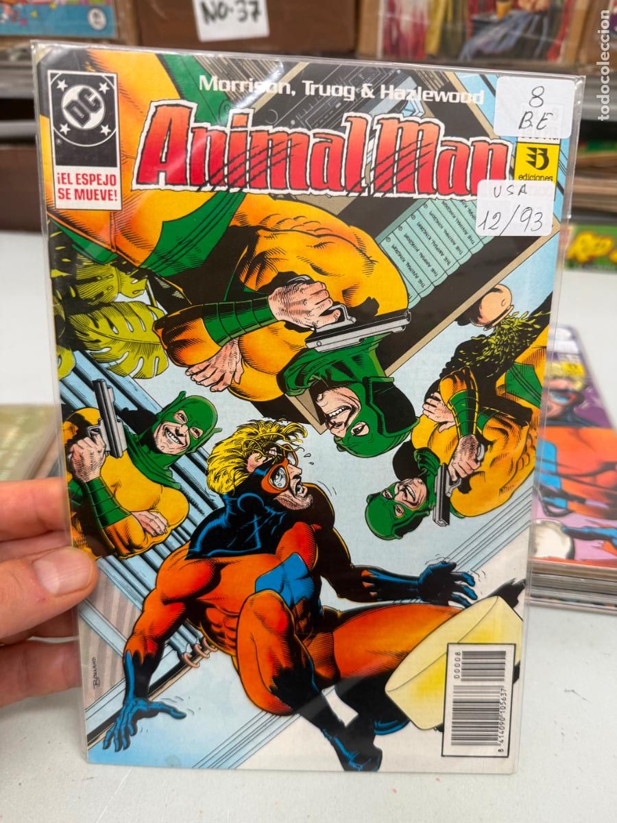 C&oacute;mics: ANIMAL MAN NUMERO 8 BUEN ESTADO
