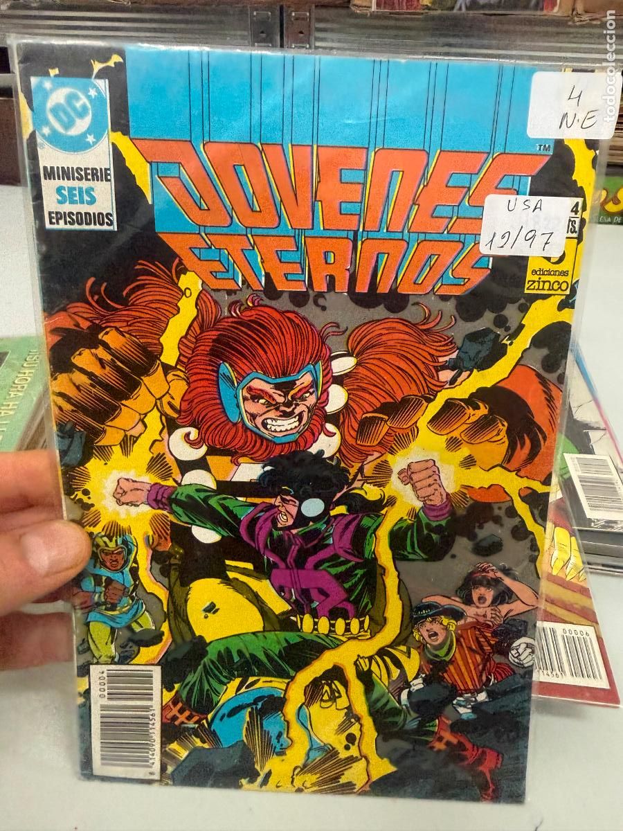C&oacute;mics: JOVENES ETERNOS NUMERO 4 BUEN ESTADO - Foto 1