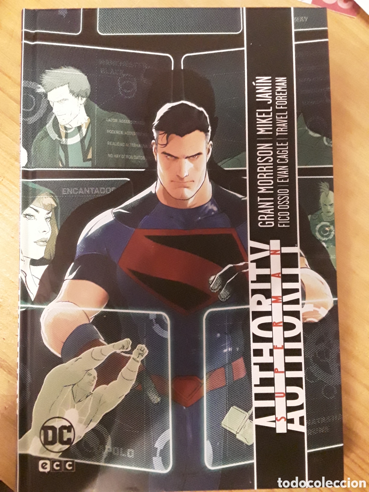 C&oacute;mics: Superman y Authority - Morrison, Jan&iacute;n, Ossio, Cagle, Foreman - ECC - Foto 1