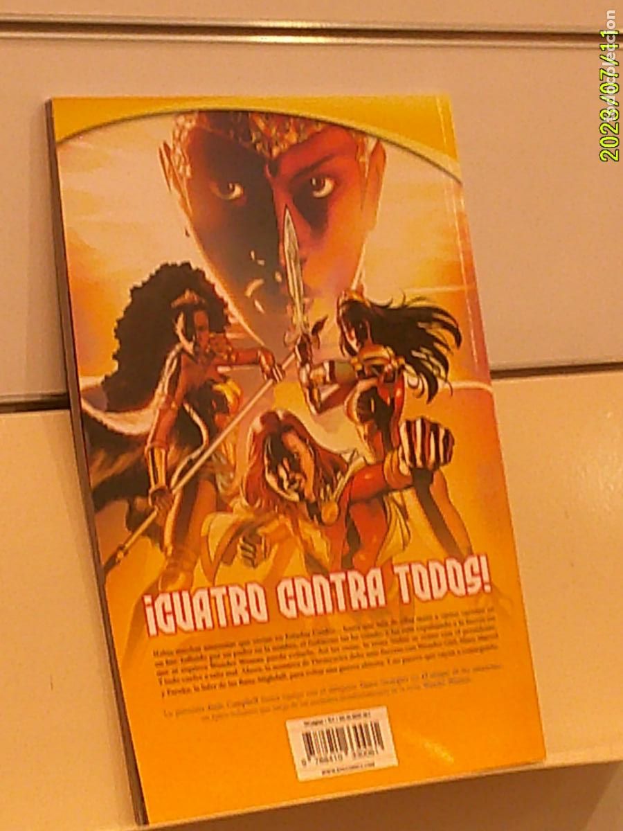 C&oacute;mics: EL AMANECER DE DC WONDER WOMAN: EL ATAQUE DE LAS AMAZONAS - ECC OFERTA - Foto 2