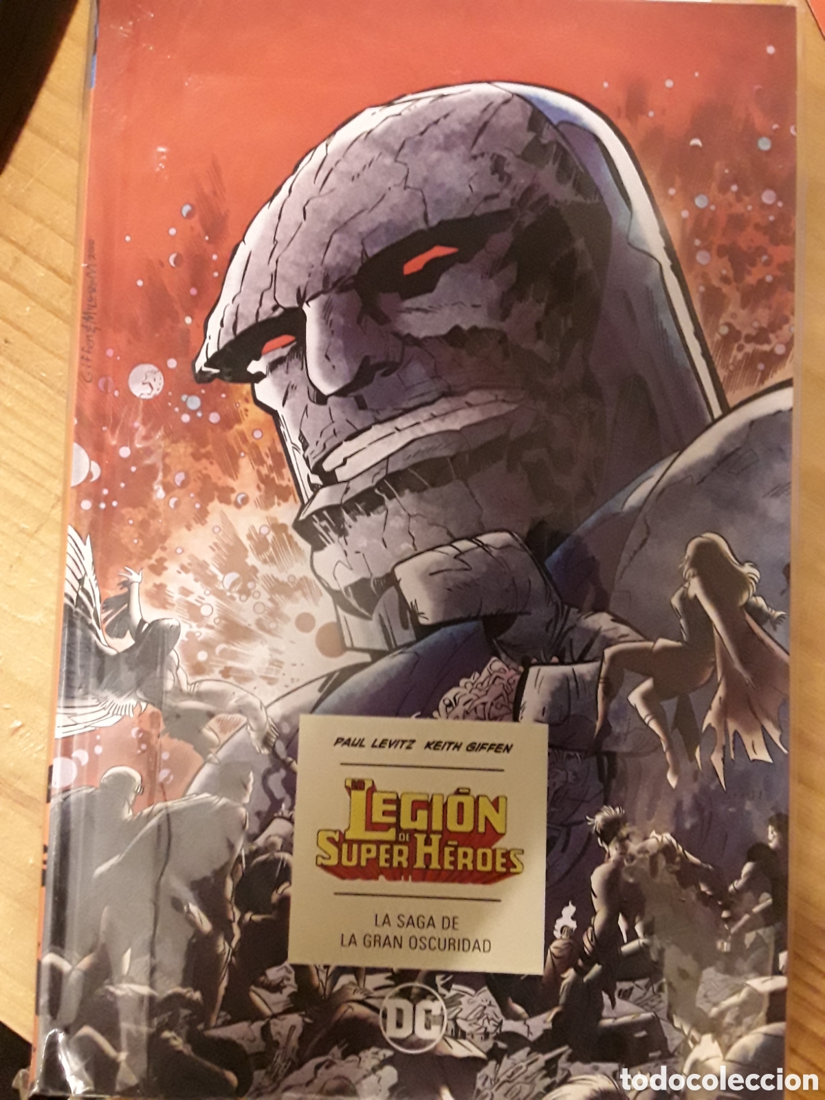 C&oacute;mics: La legi&oacute;n de Superh&eacute;roes. La saga de la gran oscuridad - ECC - Foto 1