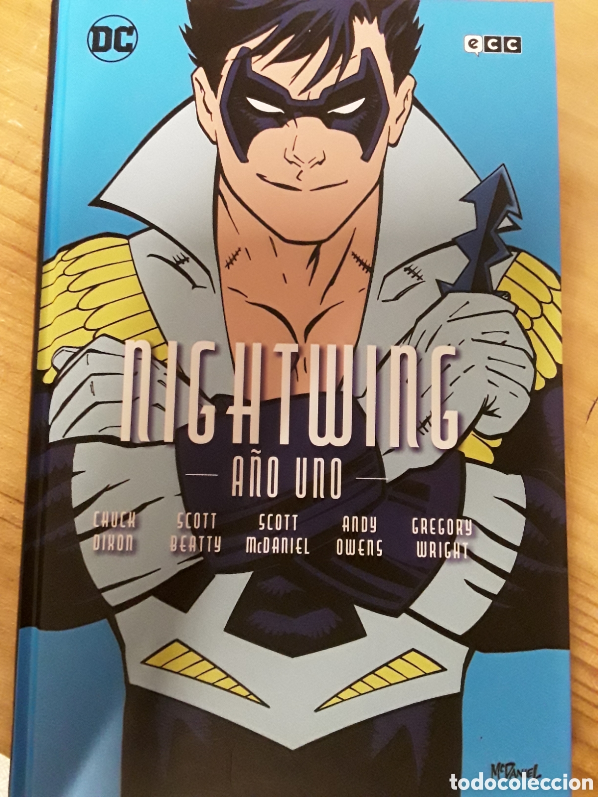 C&oacute;mics: Nightwing: A&ntilde;o uno - Dixon, Beatty, McDaniel, Owens, Wright - Ecc - Foto 1