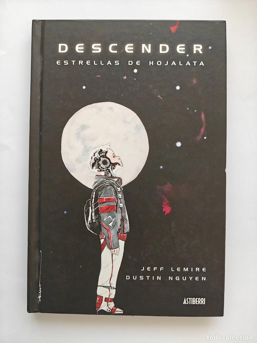 C&oacute;mics: DESCENDER N&ordm; 1 ESTRELLAS DE HOJALATA JEFF LEMIRE TOMO TAPA DURA - ASTIBERRI