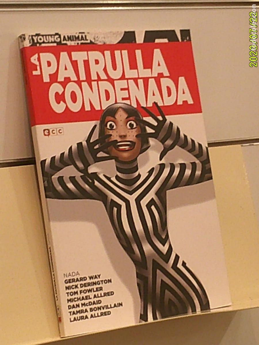 C&oacute;mics: LA PATRULLA CONDENADA NADA DC'S YOUNG ANIMAL - ECC OFERTA