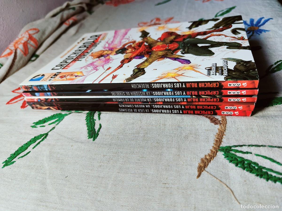 C&oacute;mics: Capucha Roja y los Forajidos. Nuevo Universo DC. Completa. ECC - Foto 2