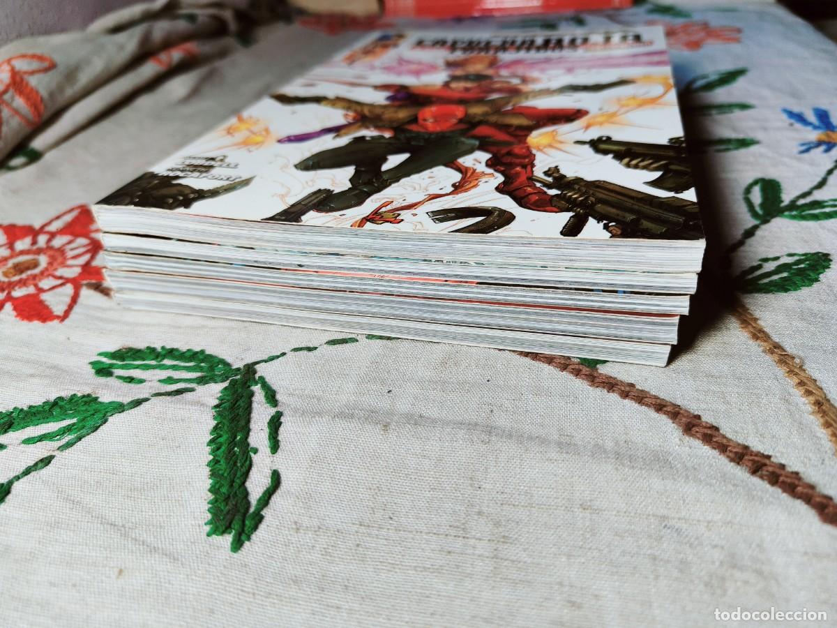 C&oacute;mics: Capucha Roja y los Forajidos. Nuevo Universo DC. Completa. ECC - Foto 7
