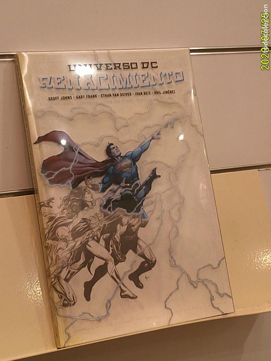 C&oacute;mics: UNIVERSO DC RENACIMIENTO TOMO TAPA DURA CON ESTUCHE - ECC OFERTA