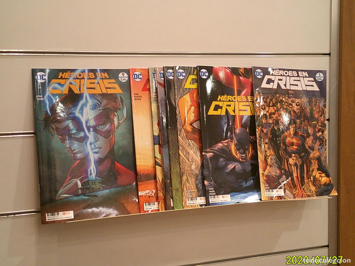 C&oacute;mics: HEROES EN CRISIS COMPLETA 9 NUMEROS DC - ECC OFERTA - Foto 2