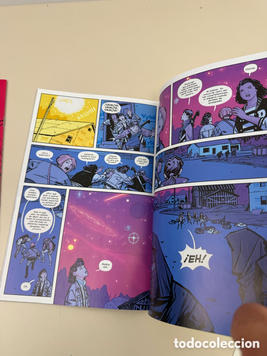 C&oacute;mics: Pareja de c&oacute;mics paper girls n&uacute;meros 1 y 2. Estado impecable. - Foto 7