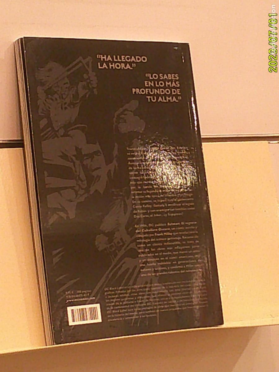 C&oacute;mics: BATMAN EL REGRESO DEL CABALLERO OSCURO FRANK MILLER DC - ECC OFERTA - Foto 2