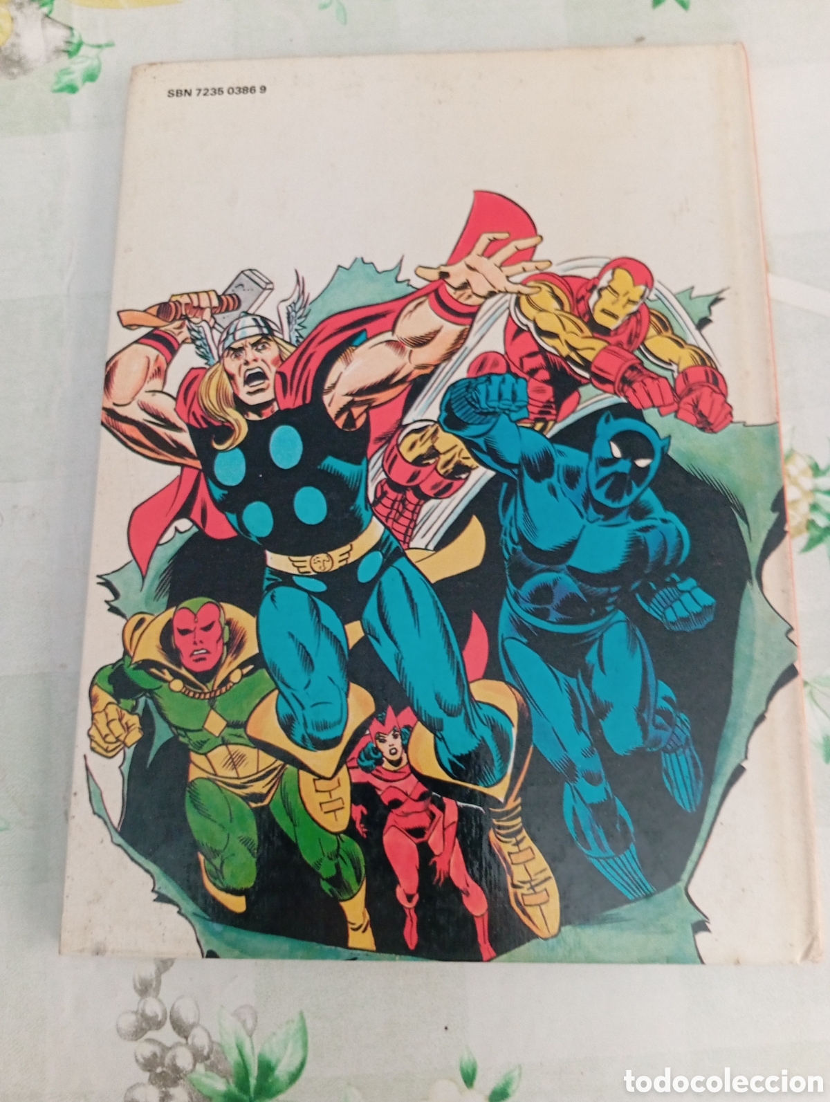 C&oacute;mics: THE AVENGERS ANNUAL 1977 EN INGLES - Foto 3