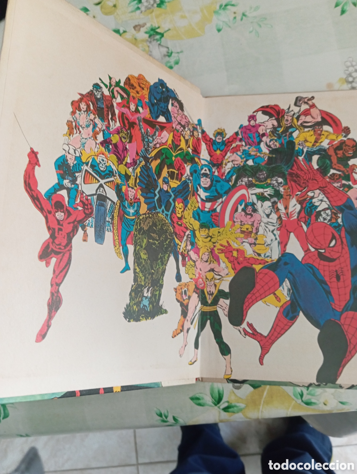 C&oacute;mics: THE AVENGERS ANNUAL 1977 EN INGLES - Foto 4