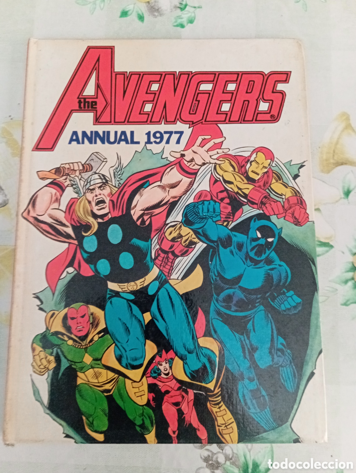C&oacute;mics: THE AVENGERS ANNUAL 1977 EN INGLES