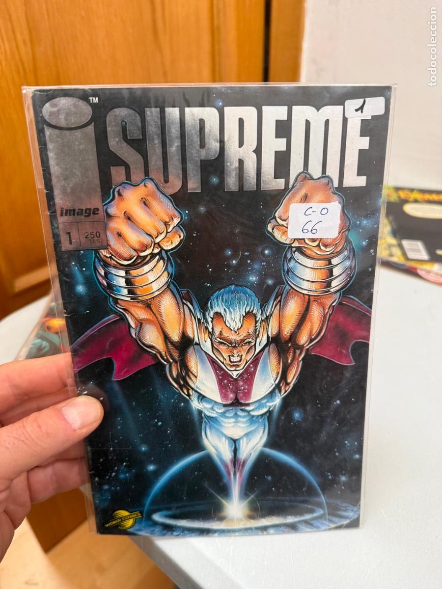 C&oacute;mics: SUPREME EDITORIAL IMAGE NUMERO 1