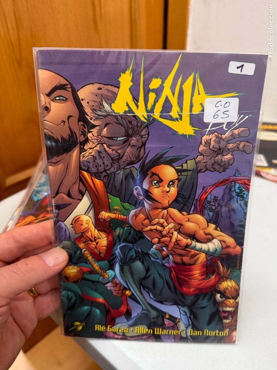 C&oacute;mics: NINJA EDITORIAL WORLD COMICS NUMERO 1 - Foto 1