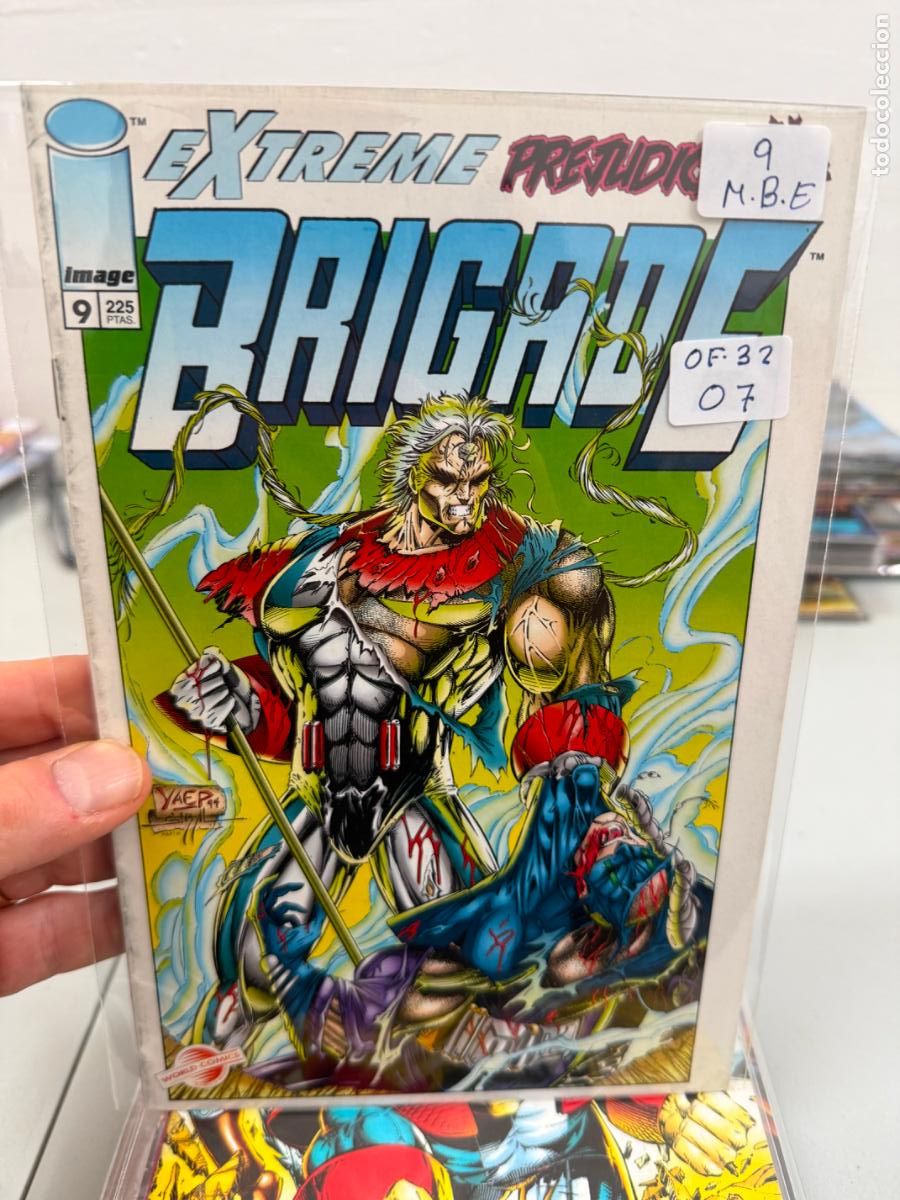 C&oacute;mics: BRIGADE EDITORIAL IMAGE NUMERO 9 BUEN ESTADO