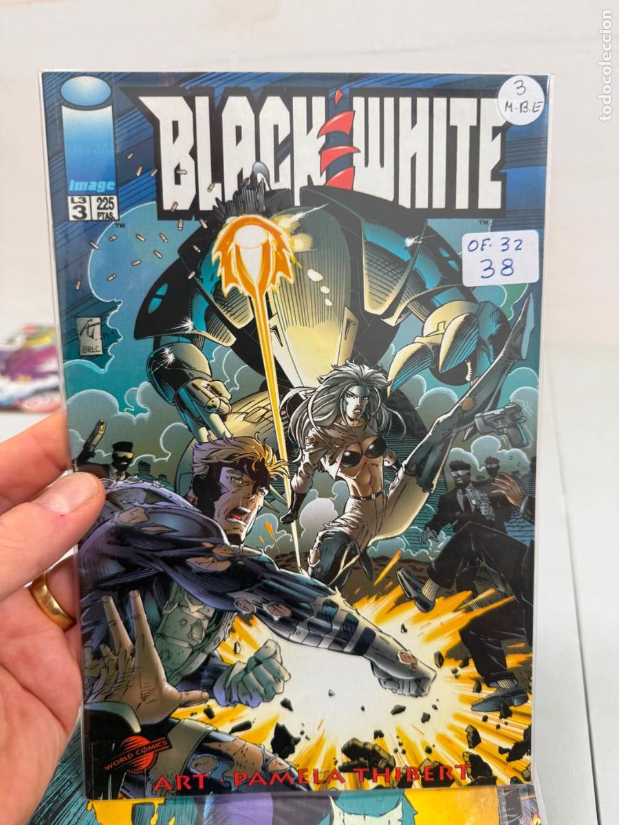 C&oacute;mics: BLACK WHITE CIRCUS NUMERO 3 BUEN ESTADO