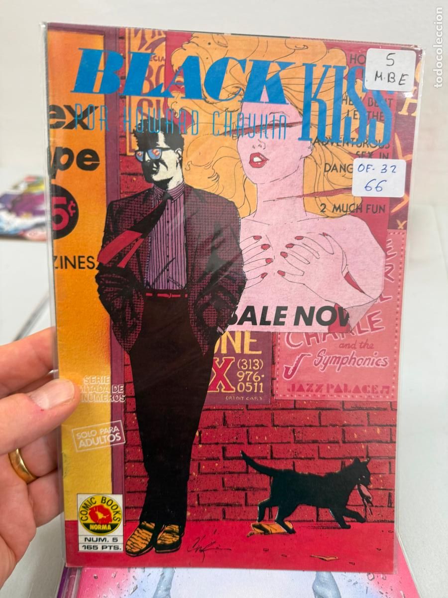C&oacute;mics: BLACK KISS NUMERO 5 BUEN ESTADO - Foto 1