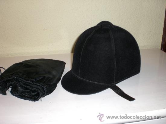 Coleccionismo deportivo: CASCO DE EQUITACION PARA NI&Ntilde;@ TERCIOPELO NEGRO COMO NUEVO - Foto 2