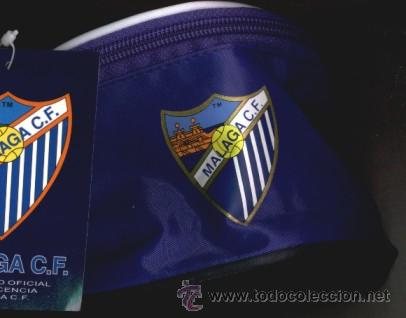 Coleccionismo deportivo: Ri&ntilde;onera del M&aacute;laga C.F. Producto Oficial. - Foto 1