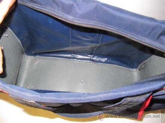 Coleccionismo deportivo: Bolsa de deportes retro, marca Shuss. . 44x33cms - Foto 4