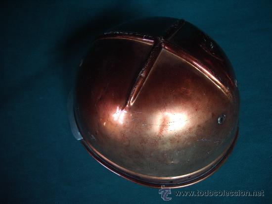 Coleccionismo deportivo: Antiguo CASCO MOTO, met&aacute;lico. - Foto 2