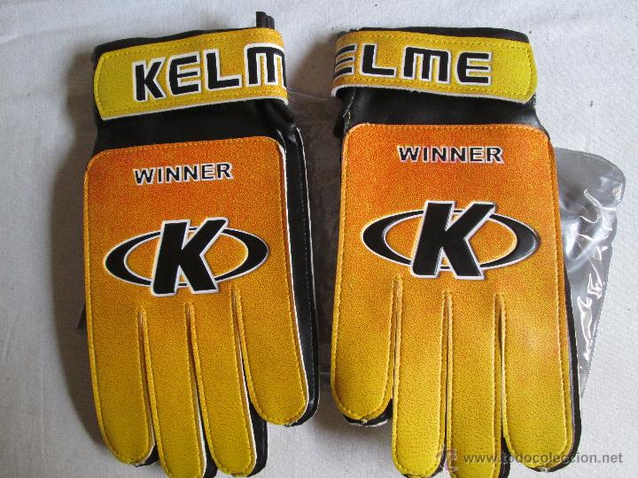 Coleccionismo deportivo: GUANTES DE PORTERO - Foto 2