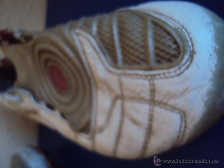 Coleccionismo deportivo: (F-0789)BOTAS ORIGINALES DE DAVID DE GEA,AT.MADRID,MATCH WORN - Foto 2