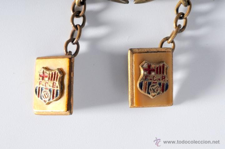 Coleccionismo deportivo: ANTIGUOS GEMELOS DEL F.C.BARCELONA. - Foto 2