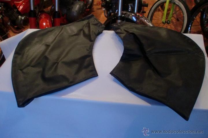 Coleccionismo deportivo: MOTO MANOPLAS PU&Ntilde;OS  ANTIGUAS - Foto 1