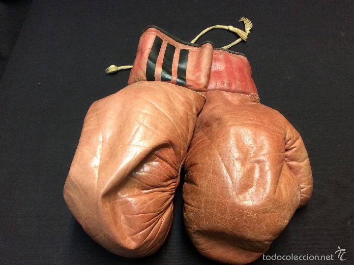 Coleccionismo deportivo: GUANTES DE BOXEO DE PIEL. - Foto 1