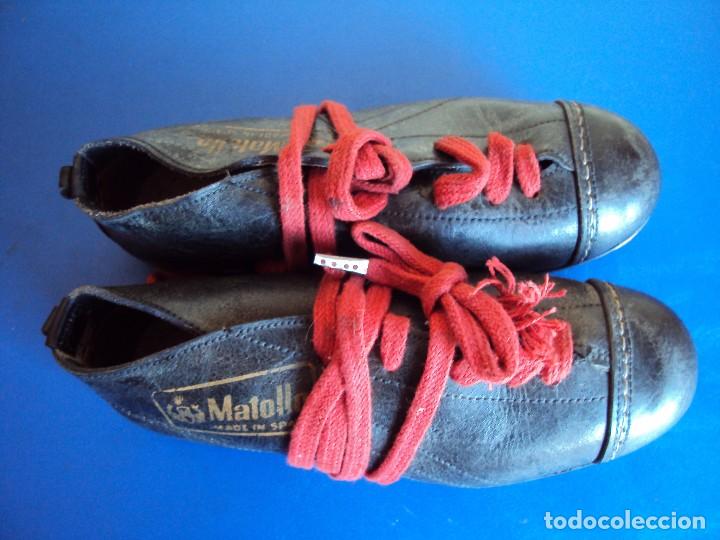 Coleccionismo deportivo: (F-161266)ANTIGUAS BOTAS DE FOOT-BALL , MARCA MATOLLO - Foto 3
