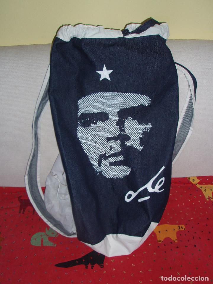 Coleccionismo deportivo: 9034- MOCHILA DE LONETA CON LA EFIGIE DE CHE GUEVARA - Foto 1