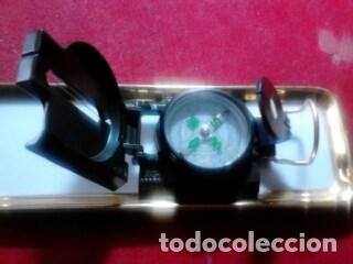 Coleccionismo deportivo: BRUJULA LENSATICA TIPO MILITAR. - Foto 2