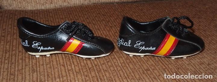 Coleccionismo deportivo: MINI BOTAS DEL MUNDIAL 82,FUTBOL - Foto 1