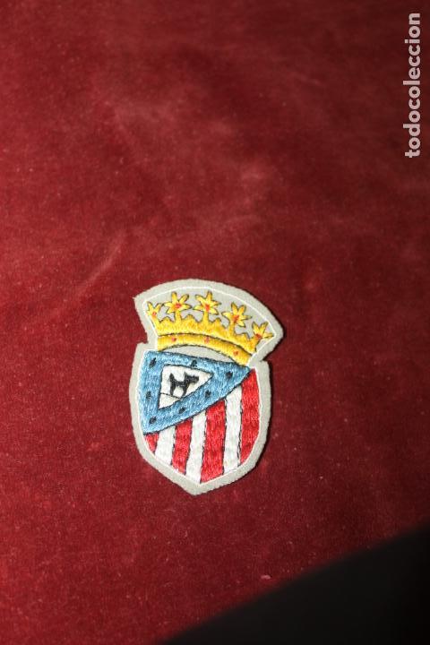 Coleccionismo deportivo: ESCUDO ATLETICO DE MADRID, BORDADO - Foto 1