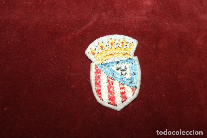 Coleccionismo deportivo: ESCUDO ATLETICO DE MADRID, BORDADO - Foto 2