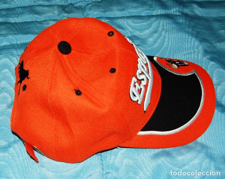 Coleccionismo deportivo: Tres gorras deportivas de diferentes marcas comerciales. - Foto 3