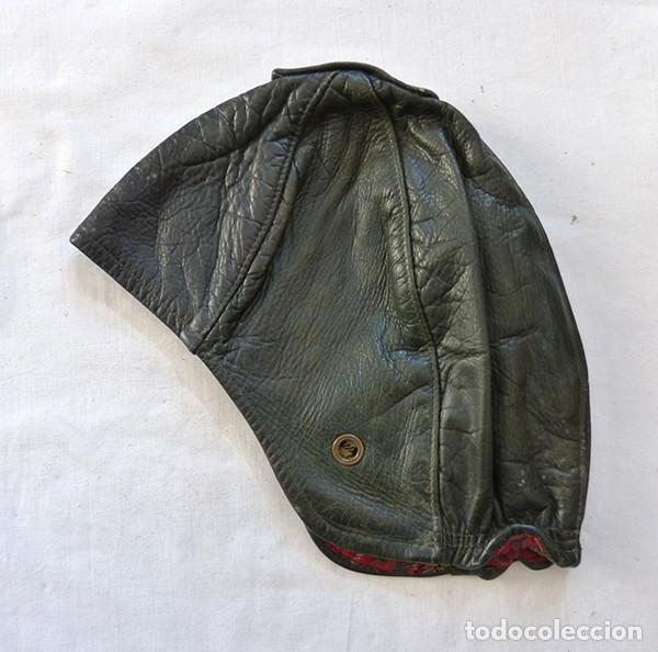 Coleccionismo deportivo: Gorro de piel de motorista - Foto 1