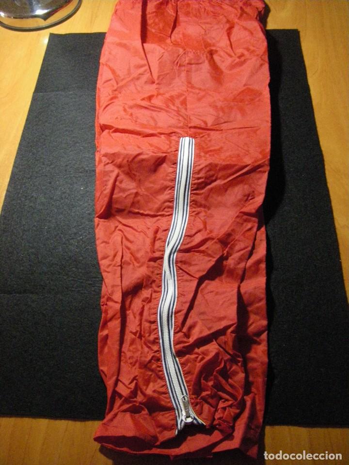 Coleccionismo deportivo: Pantal&oacute;n impermeable Meyba. Talla 8 a&ntilde;os - Foto 1
