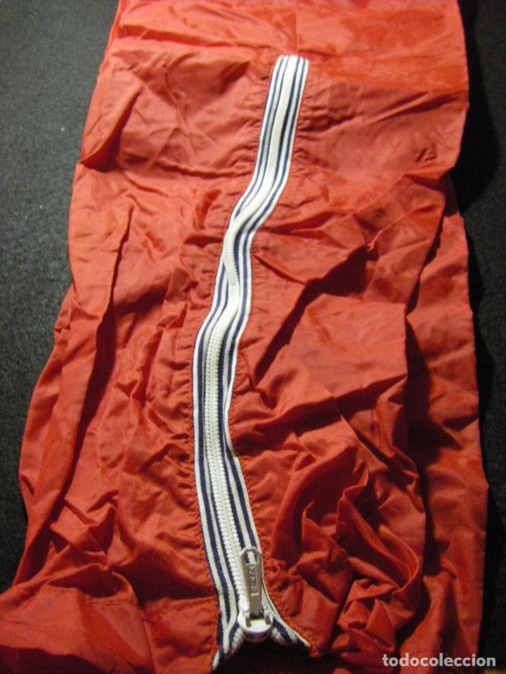 Coleccionismo deportivo: Pantal&oacute;n impermeable Meyba. Talla 8 a&ntilde;os - Foto 2