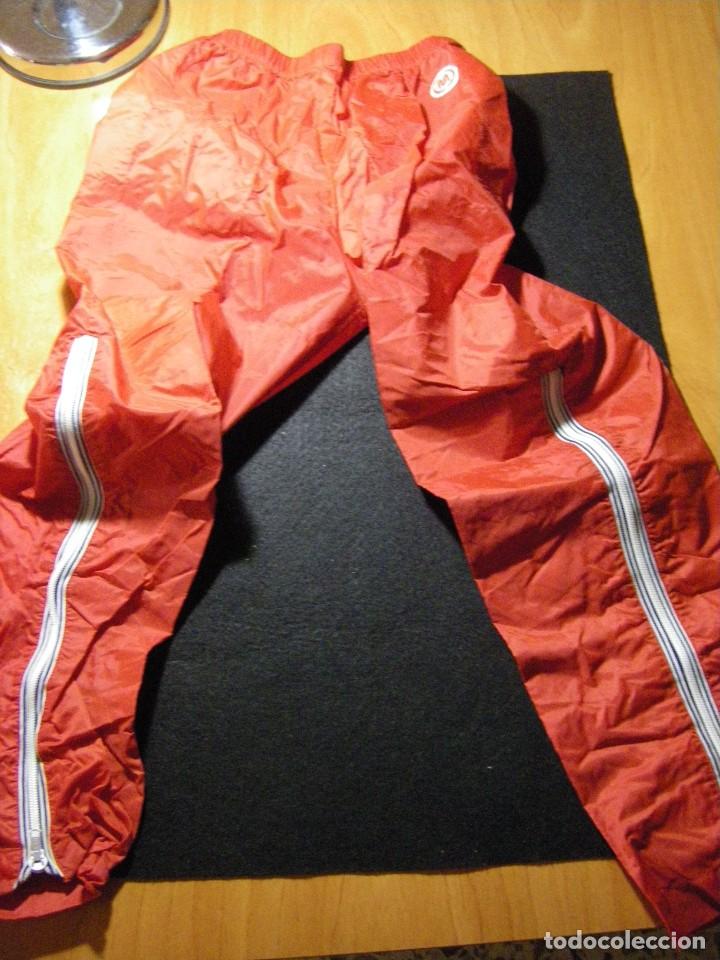 Coleccionismo deportivo: Pantal&oacute;n impermeable Meyba. Talla 8 a&ntilde;os - Foto 3