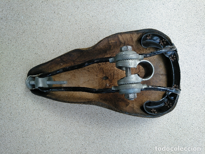 Coleccionismo deportivo: ASIENTO SILLIN  DE BICICLETA ANTIGUO - Foto 2