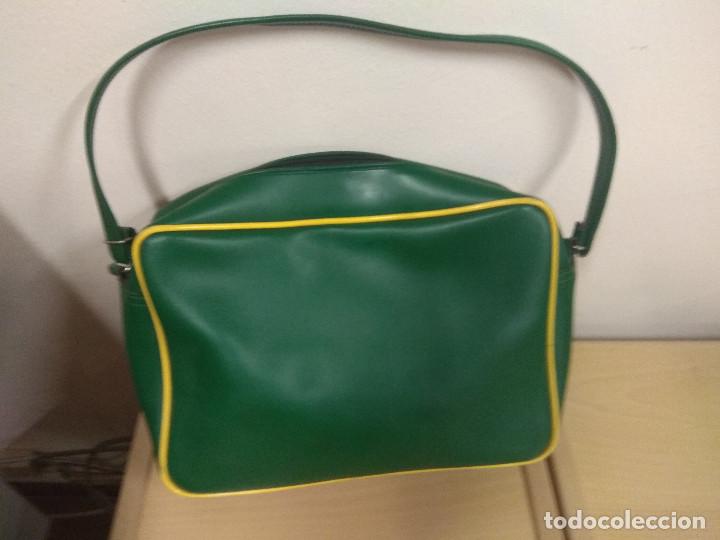 Coleccionismo deportivo: BOLSA DE DEPORTE PUMA ORIGINAL, MUY NUEVA - Foto 5